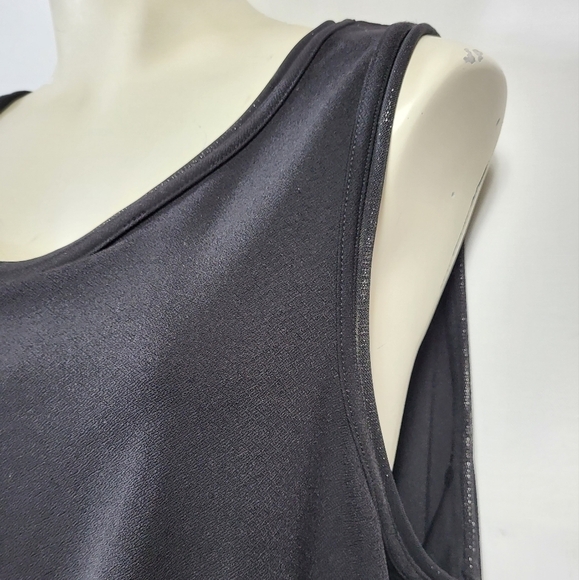 Love & Legend Long Black Top - Picture 5 of 9